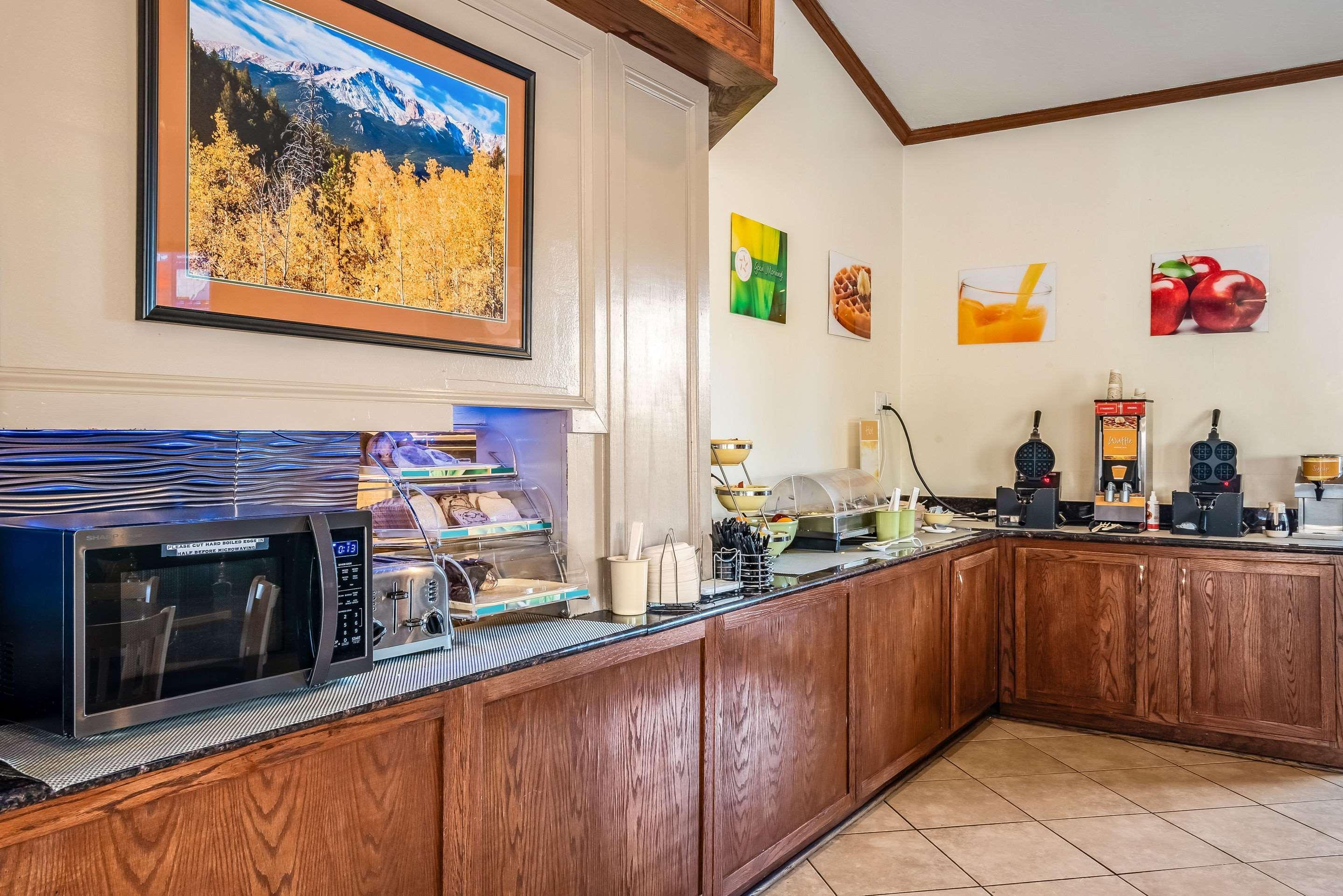 Quality Inn & Suites Garden Of The Gods Colorado Springs Exterior foto